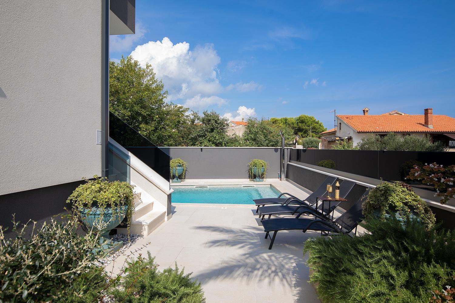 Apartments Sara II Liznjan Luaran gambar
